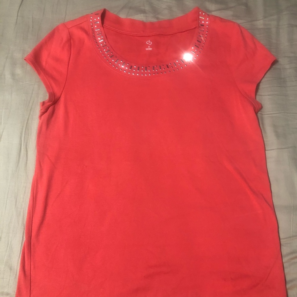Coral cap sleeved tee with silver accents